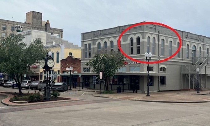 Downtown Apartamento | Parker101:Downtown Bryan on Main St, King Bed