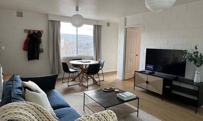 Launceston CBD Apartamento | Parkside Apartment CBD with Parking