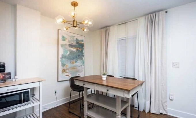 Historic Uptown Casa | Parkside Duo