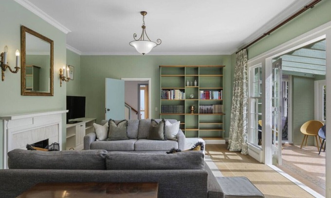 Merivale Casa | Parkside Oasis - Merivale