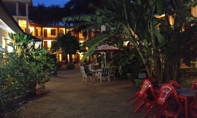 Moshi Hotel | Parkview Inn