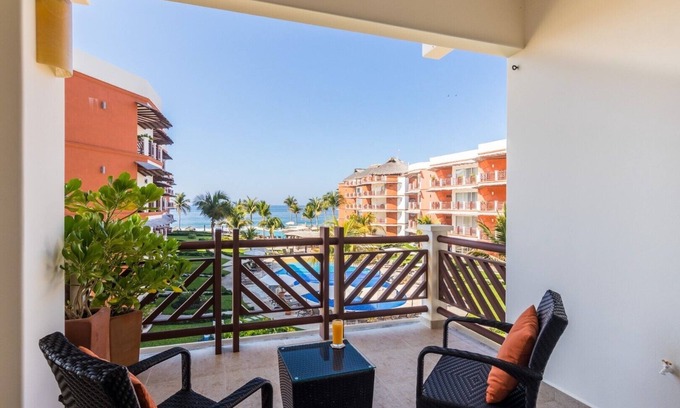 San Pedro Mixtepec Complejo | Partial Ocean View 1 Bedroom Residence with Resort Amenities!