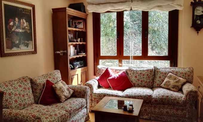 Luarca Apartamento | Paseo del Muelle 2, 3º D Reg VUT 706AS8