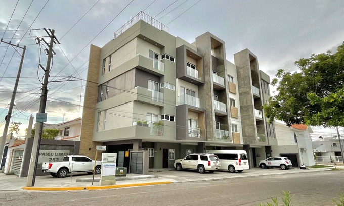 Lomas de Mazatlan Apartamento | Paseo Lomas