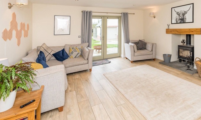 St Martins Otro | Pass the Keys | 2 Beech Tree Lane a 4 bedroom house