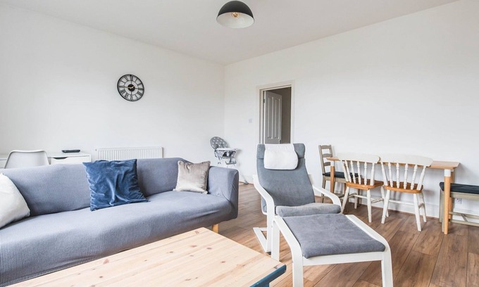 Lea Bridge Apartamento | Pass the Keys | Charming and Bright Flat in Leyton