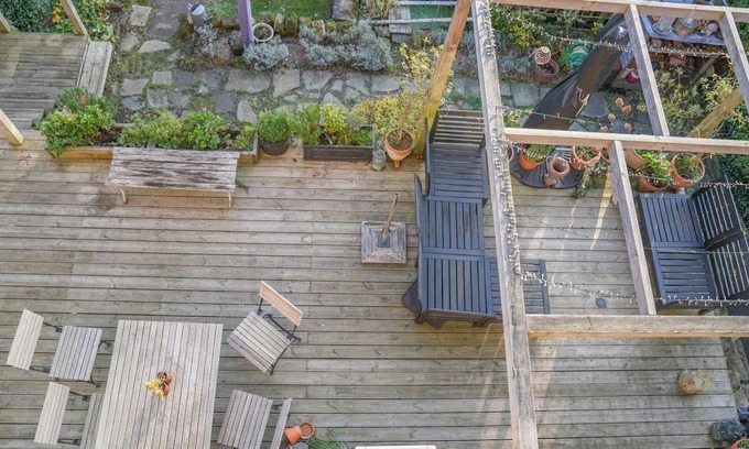 Woodthorpe Casa | Pass the Keys | Elegant 5-Bed Edwardian Home with Garden & Parking