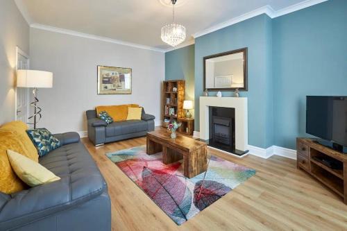 Seaham Casa | Pass the Keys Modern home in a seaside town
