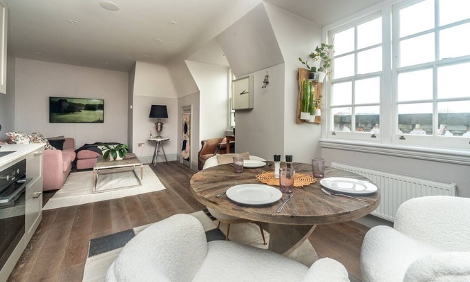 Twickenham Riverside Apartamento | Pass the Keys | Opulent 2BR Flat Near The Thames