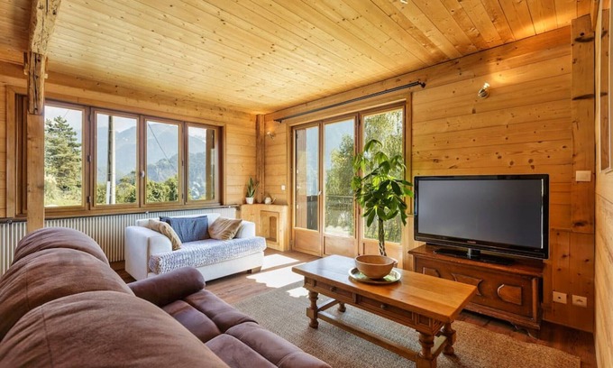 Passy Apartamento | Passy - Appart 7pax | View Valley Mounts | Balcony | Bright