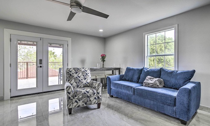 Brownsville Casa | Patio & Balcony: Gulf Coast Retreat in Brownsville