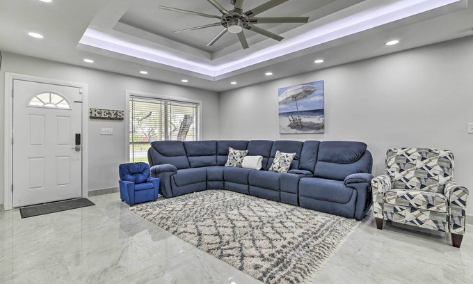 Brownsville Casa | Patio & Grill: Spacious Gem Near Gulf Coast!