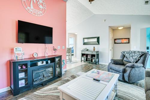 Myrtle Beach Casa | Patio, Yard and Lake Views Home in Myrtle Beach!