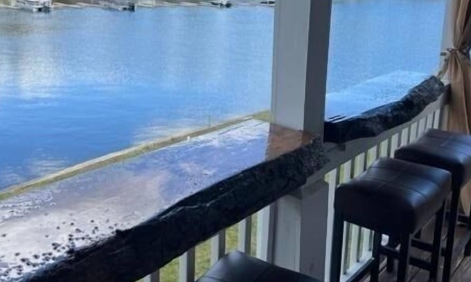 Laconia Cabaña | Paugus Bay Cottage on Lake Winnipesaukee!