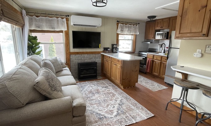 Laconia Cabaña | Paugus Bay Cottage waterfront cottage on private island!