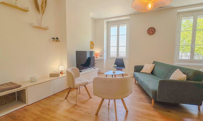 Pauillac Apartamento | Pauillac côté confort - 2 rooms facing the Gironde