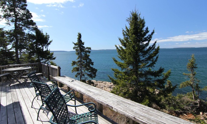 Bernard Cabaña | Paul's Cottage - Waterfront Cottage, lado tranquilo de MDI / Acadia en West Tremont