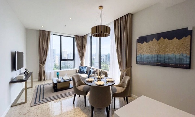 Golden Triangle Apartamento | Pavilion Ceylon Hills Suites