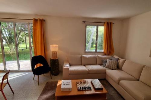 Benais Casa | Pavillon des Écureuils au Château Royal de Benays