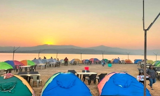 Kadadhe Casa | Pawna Camp
