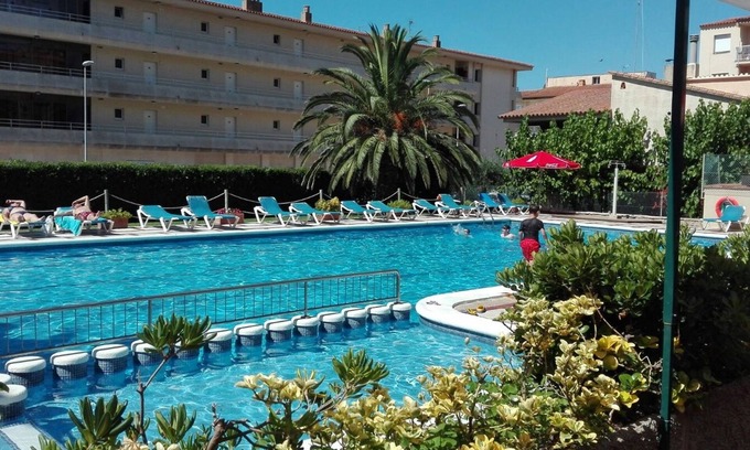 L'Estartit Hotel | Payet Apartments 6-8 Personas