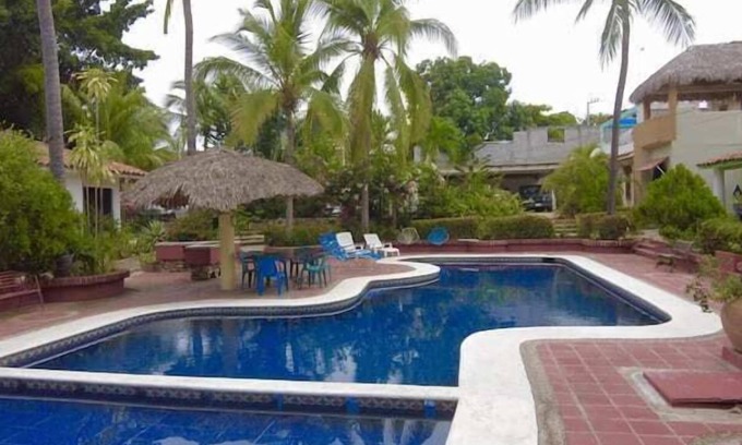 Centro Casa | PB2 Steps from Playa Manzanillo with King Size Bed
