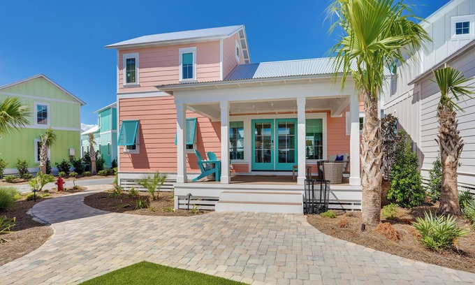 Panama City Beach Cabaña | PCB 'Margaritas & Parrots in Paradise' Bungalow