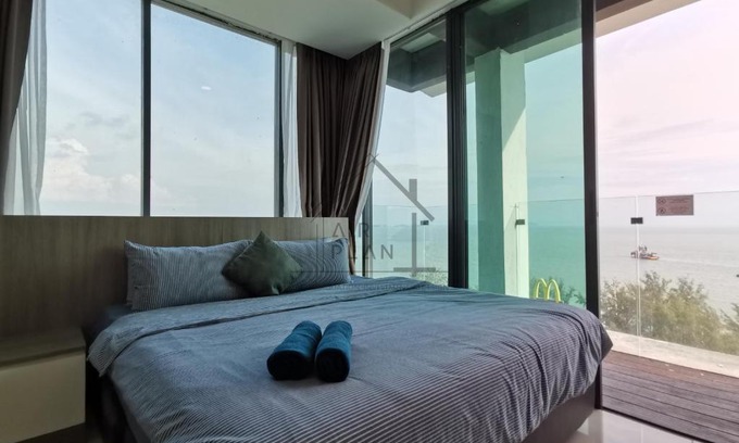 Kampung Bahasa Kapor Apartamento | PD D'Wharf Duplex 3BR - Full Seaview (Up To 12 Pax)