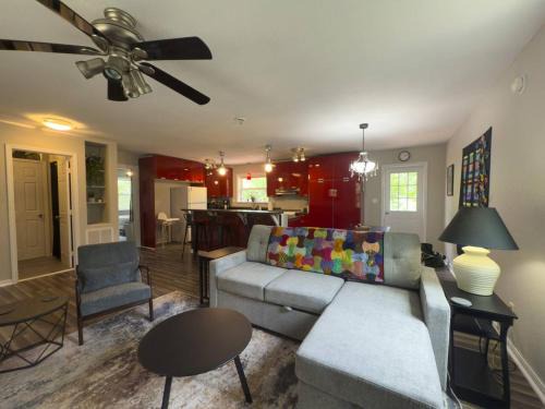 Eureka Springs Casa | Peace in the Holler