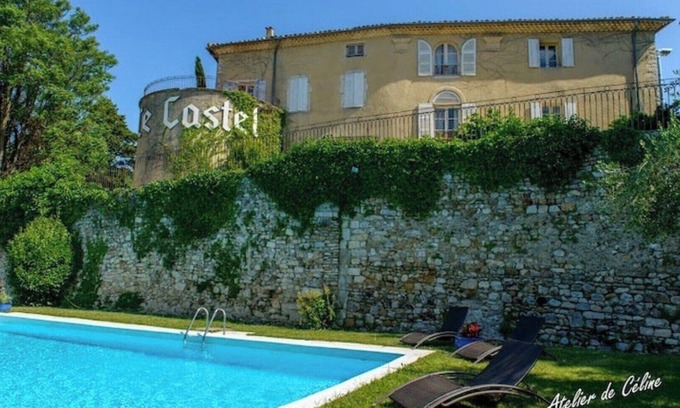 Montboucher-sur-Jabron Apartamento | Peaceful retreat in Drome Provencale Castel