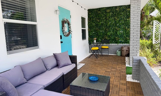 Edgewood Condominio | Peaceful 1BD king Bed private condo