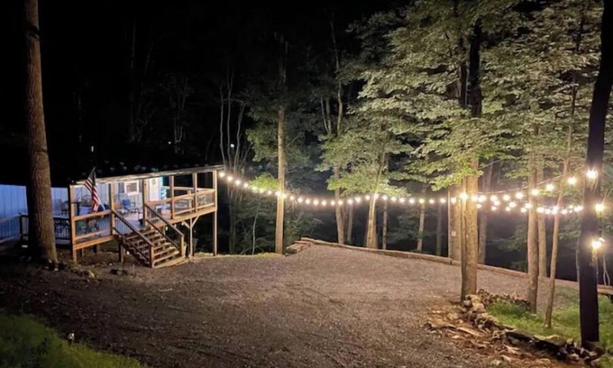 Lost River Casa | Peaceful 2 bedroom cottage in Lost River w/ stream