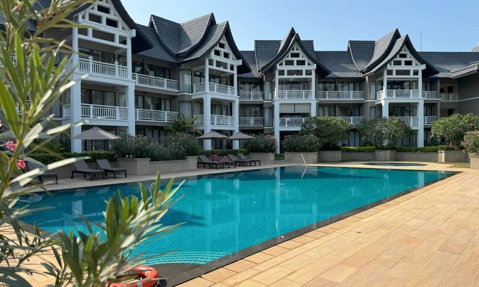 Laguna Apartamento | Peaceful Allamanda - great amenities, golf course