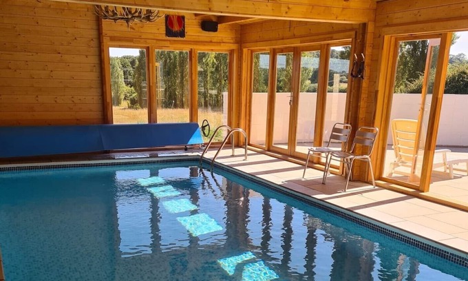 Ryde Casa | Peaceful and quiet property with Pool and Gym