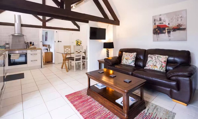 Chippenham Casa | Peaceful and tranquil 2 bedroom deer cottage