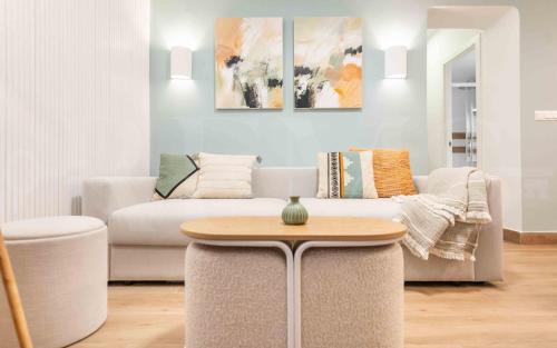 El Ejido Apartamento | Peaceful apartment with a private patio by REMS