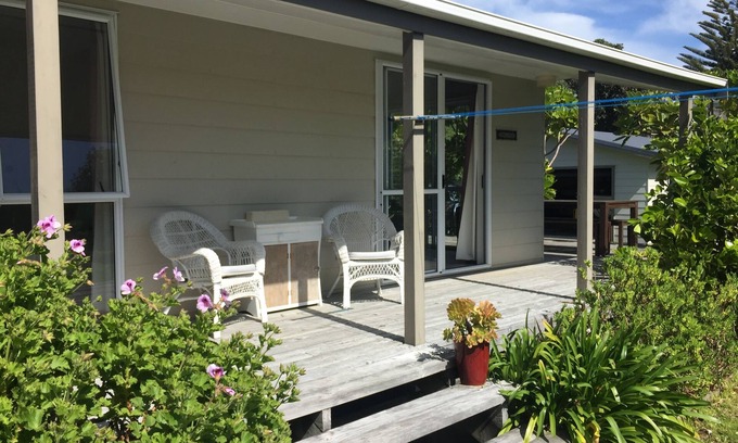 Waikanae Casa | Tranquilo bach ubicado cerca de la playa