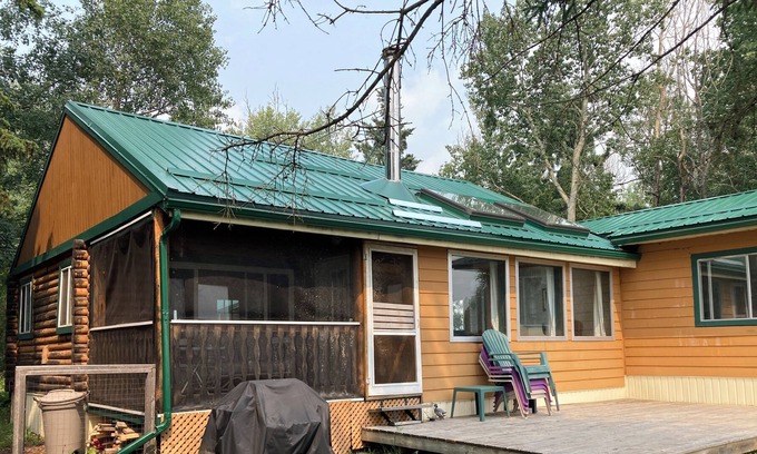 Central Alberta Cabina | Peaceful Cabin near Onoway, AB