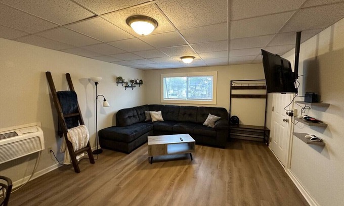 Cedar Rapids Apartamento | Peaceful Cedar Rapids Apt