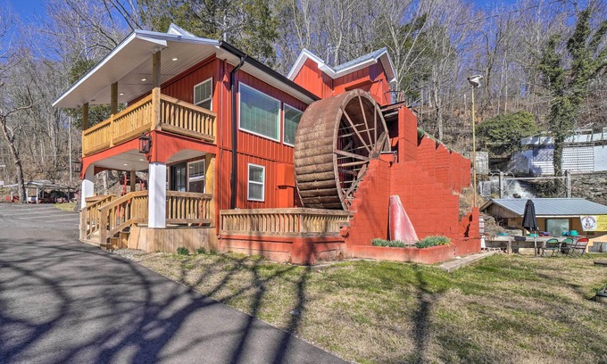 Cookeville Cabina | Peaceful Cookeville Cabin on 52 Acres!