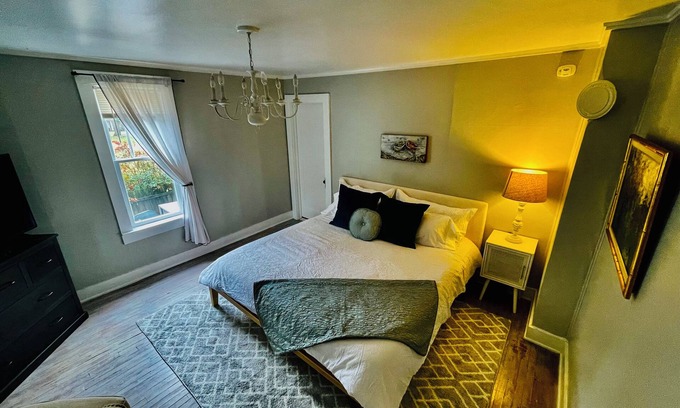 Ashland City Cabaña | Acogedora casa de campo 25 min. del centro de Nashville !!