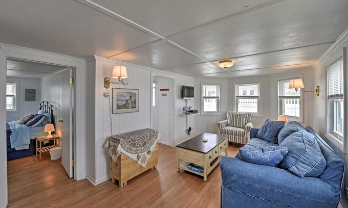 Matunuck Casa | Peaceful Cottage - Steps to Matunuck Beach