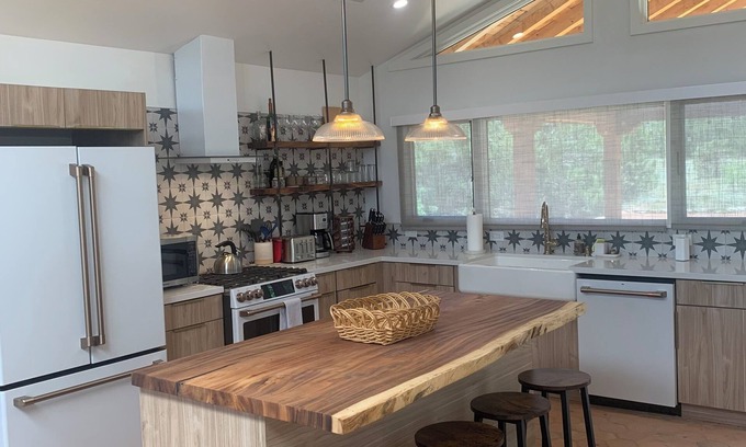 Edgewood Casa | Peaceful Country Retreat
