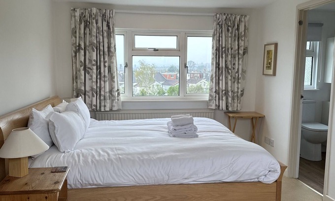 Horfield Casa | Peaceful Family Retreat Near Gloucester Road
