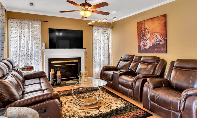 Greensboro Casa | Peaceful Getaway in Greensboro by RedAwning