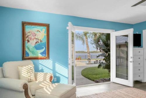 Northside Casa | Peaceful Island Retreat - Heated Pool - Gym - Private Dock