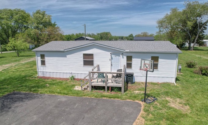 Dover Casa | Peaceful living just outside of town
