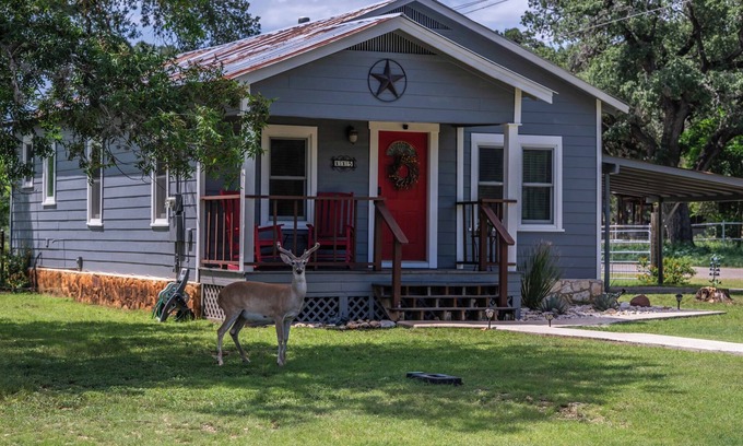 Bandera Casa | Peaceful Lower Downtown Bandera, Pet Friendly w/ Large Fenced Yard, King Bed!