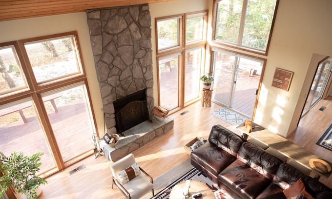 Welches Casa | Peaceful mountain home on the golf course