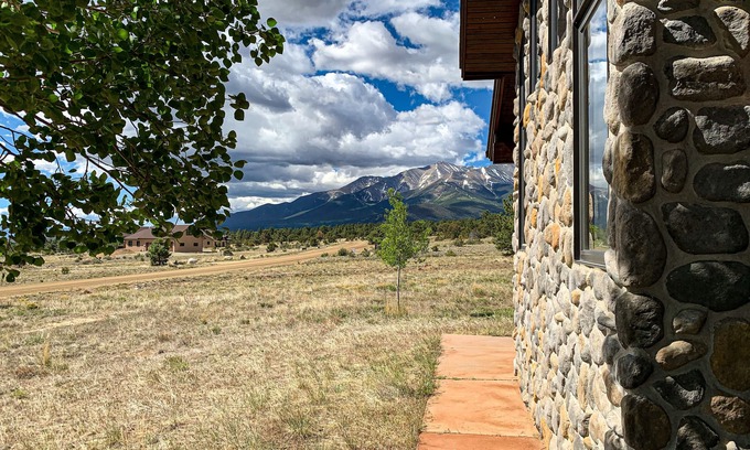 Buena Vista Casa | Escapada de montaña tranquila, 3 baños, vistas espectaculares! ¡Café en el armario!